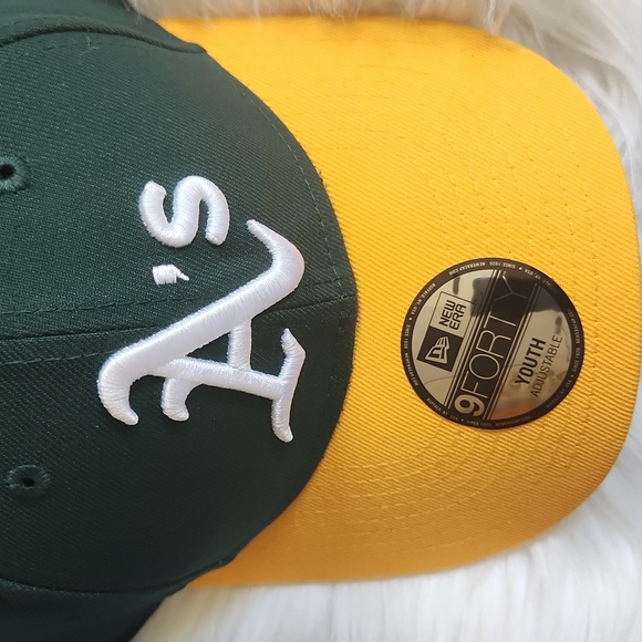 TEAM CAPS YOUTH ADJUSTABLE CAPS NWT - Picture 6 of 9